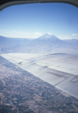 Arriving Arequipa, La Misti in the background